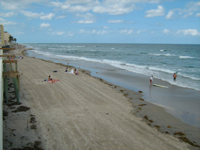 Beach view north in South Palm Beach Florida 09-03-07